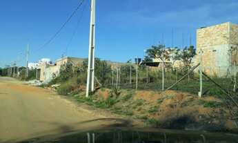 Imagem: Lote com financiamento próprio, rua asfaltada