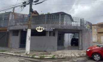 Imagem: CASA DE ESQUINA COM 3 DORMITORIOS E 4 VAGAS