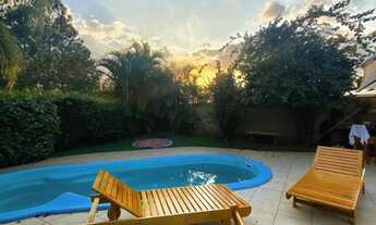 Imagem: Casa de praia com piscina no campeche