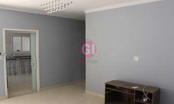 Imagem 5: Casa para venda de 4 quartos, 3 banheiros 2 vagas em Jacareí próximo ao Centro