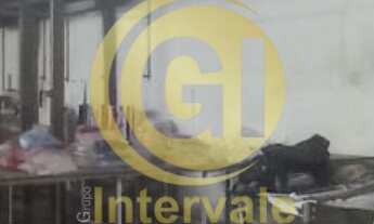 Imagem 2: GALPÃO PARA LOCAÇÃO 500 METROS QUADRADOS COM MEZANINO ,PÉ DIREITO ALTO EM JACAREI-SP