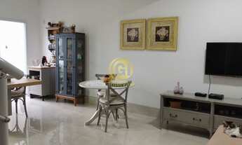 Imagem 3: Imóvel de alto padrão com 3 quartos e 2 vagas de garagem no bairro Urbanova VI em São José