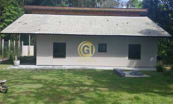 Imagem: Impecável Casa de 3 Quartos com 190m²