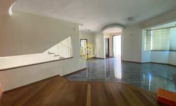 Imagem: Maravilhoso sobrado no Jardim das Nações