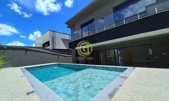 Imagem 2: Um terreno de 500 m2 com uma área construída de 360 m2, perfeito para você e sua família d