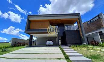 Imagem 6: Sobrado de alto padrão no Alphaville II 2 para venda, possuí 04 suítes com varanda, escrit