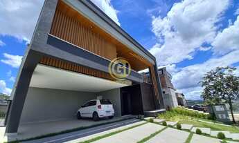 Imagem 3: Sobrado de alto padrão no Alphaville II 2 para venda, possuí 04 suítes com varanda, escrit