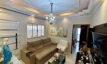 Imagem: Casa térrea com 3 Quartos, muito bem localizada