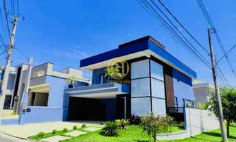 Imagem: Sobrado de Alto Padrão à Venda em Condomínio