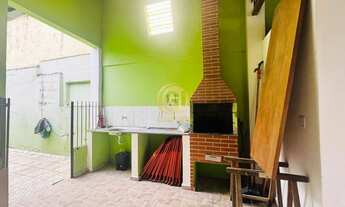 Imagem 4: Casa Ampla com 3 Quartos, Garagem Coberta e Churrasqueira ? Conforto para Toda a Família!