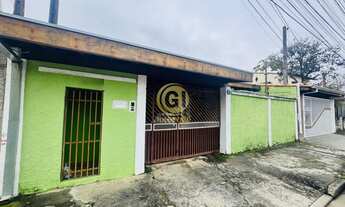 Imagem 2: Casa Ampla com 3 Quartos, Garagem Coberta e Churrasqueira ? Conforto para Toda a Família!