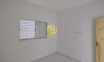 Imagem 2: Casa à Venda no Vera Lúcia ? 2 Quartos, Garagem e Localização Privilegiada em Jacareí