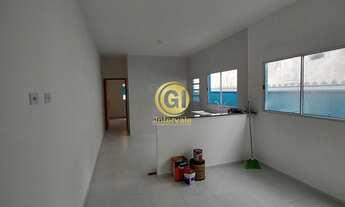 Imagem 3: Casa à Venda no Vera Lúcia ? 2 Quartos, Garagem e Localização Privilegiada em Jacareí