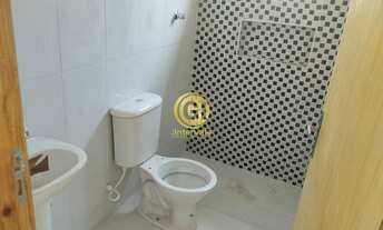 Imagem 7: Casa à Venda no Vera Lúcia ? 2 Quartos, Garagem e Localização Privilegiada em Jacareí