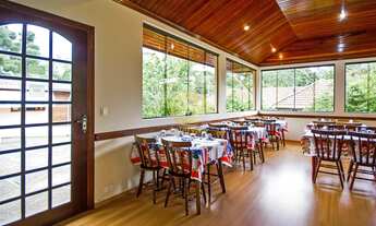 Imagem 7: Oportunidade! Pousada Tradicional com 14 Suítes e Chalés em Campos do Jordão