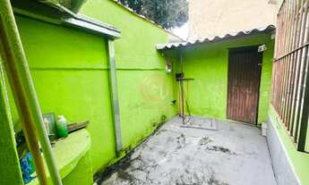 Imagem 7: Casa Ampla com 3 Quartos, Garagem Coberta e Churrasqueira ? Conforto para Toda a Família!