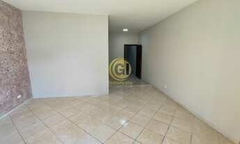 Imagem 6: Este belíssimo sobrado de 3 pavimentos com 260m² está localizado no Residencial União, em