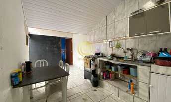 Imagem 4: Casa em Condomínio para Locação em Jacareí-SP, Parque Santo Antônio: 3 Quartos, 1 Sala, 1