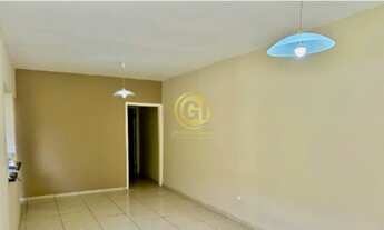 Imagem 2: CASA TERREA NO CENTRO DE JACAREI COM 2 QUARTOS