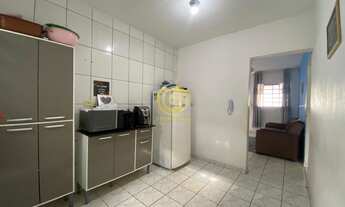 Imagem 3: Casa em Condomínio para Locação em Jacareí-SP, Parque Santo Antônio: 3 Quartos, 1 Sala, 1