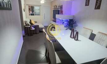 Imagem 7: Casa em condomínio à venda no Parque Santo Antônio, Jacareí-SP: 2 quartos, 1 sala, 2 banhe