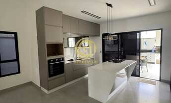 Imagem 4: Casa em Condomínio para Locação em Caçapava-SP 3 quartos, 1 suíte, 4 banheiros, 4 vagas