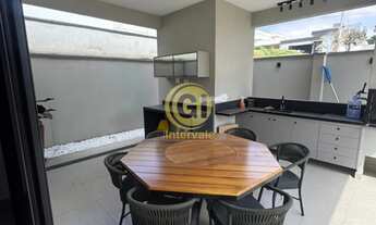 Imagem 3: Casa em Condomínio para Locação em Caçapava-SP 3 quartos, 1 suíte, 4 banheiros, 4 vagas