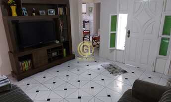 Imagem: EXCELENTE OPORTUNIDADE DE CASA COM 3 DORMITORIOS