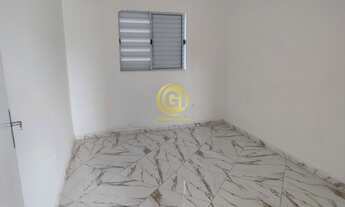 Imagem 7: Casa em Condomínio à Venda em Jacareí-SP: 2 Quartos, 1 Sala, 2 Banheiros, 3 Vagas de Garag