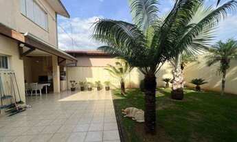 Imagem 3: Oportunidade Incrível de Sobrado com 3 dormitórios e uma suíte no Residencial São Paulo em