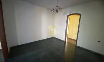 Imagem 5: Imperdível oportunidade de adquirir casa com 3 quartos no Parque Santo Antônio, Jacareí-SP