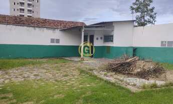 Imagem 3: Ponto comercial Com casa antiga à venda no Jardim Santa Maria, em Jacareí