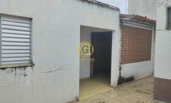 Imagem 2: Excelente oportunidade! Casa Comercial localizada no Centro de Jacareí, com 3 dormitórios