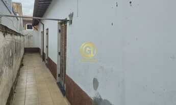 Imagem 3: Excelente oportunidade! Casa Comercial localizada no Centro de Jacareí, com 3 dormitórios