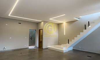 Imagem: Sobrado Novo com 3 Suítes e Piscina no