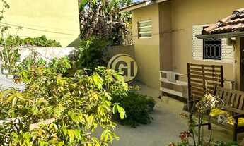 Imagem 2: Casa 4 quartos com edicula e suite no fundo - proximo ao Centro de Jacareí - 4 vagas de ga