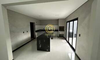 Imagem 2: Belíssima casa térrea com 3 dormitórios no condomínio Ouroville em Taubaté