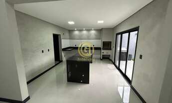 Imagem 5: Belíssima casa térrea com 3 dormitórios no condomínio Ouroville em Taubaté