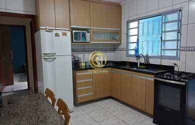 Imagem 4: VENDO CASA COM 2 DORMITÓRIOS em Cidade Salvador - Jacareí - SP