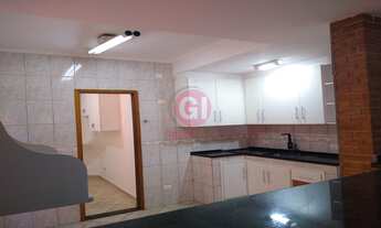 Imagem 7: OPORTUNIDADE, VENDA, LINDO SOBRADO, 3 SUÍTES, CHURRASQUEIRA, NO CENTRO