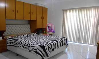 Imagem 5: Sobrado a Venda em Taubaté com 3 quartos sendo 1 suite