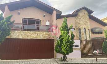 Imagem: CASA RESIDENCIAL em Taubaté - SP, Jardim