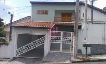 Imagem 1: Casa em Caçapava aceita financiamento