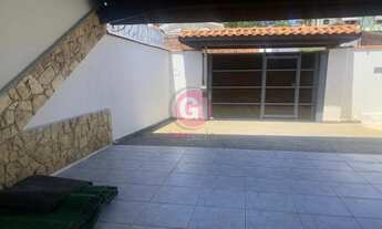 Imagem 2: CASA RESIDENCIAL em TAUBATÉ - SP, CAMPOS ELÍSEOS