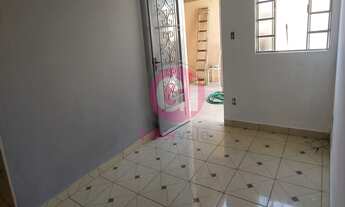 Imagem 5: CASA ESPAÇOSA COM 3 DORMITÓRIOS, QUINTAL E EDÍCULA - GURILÂNDIA