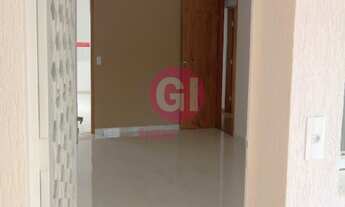 Imagem 4: AMPLA CASA COM 3 DORMITÓRIOS E QUINTAL RESIDENCIAL SANTA ISABEL - TAUBATÉ