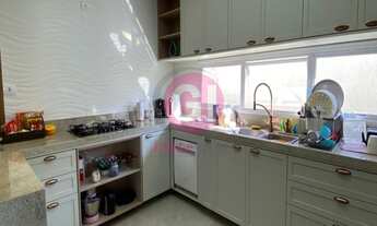 Imagem 1: Casa com 4 dormitórios no condomínio residencial fogaça, com fino acabamento e planejados