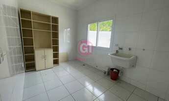 Imagem 7: Casa com ótima estrutura recém reformada, com 3 Pavimentos no Condomínio Mirante do Vale