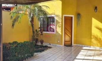 Imagem: CASA À VENDA COM 2 DORMITÓRIOS NO ALTOS