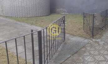 Imagem 2: Casa com 300ms2 de terreno- 150ms2 área útil- vaga p/ 3carros - Especial p/ comercio Em